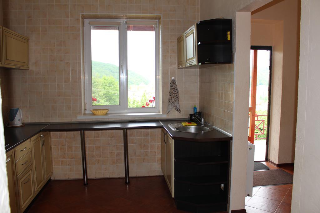 Panorama Townhouse Polyana (Transcarpathia) Exterior foto